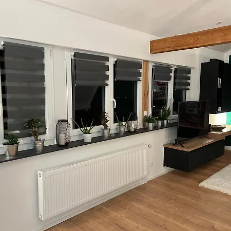 Apartment Super *